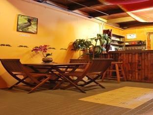 Berambih Lodge Kuching Ngoại thất bức ảnh